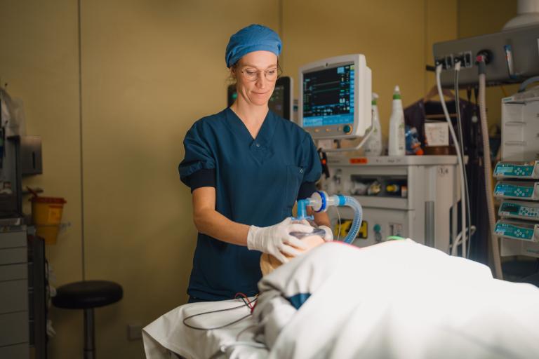 Kun je een glucosesensor of insulinepomp veilig gebruiken in het ziekenhuis? 